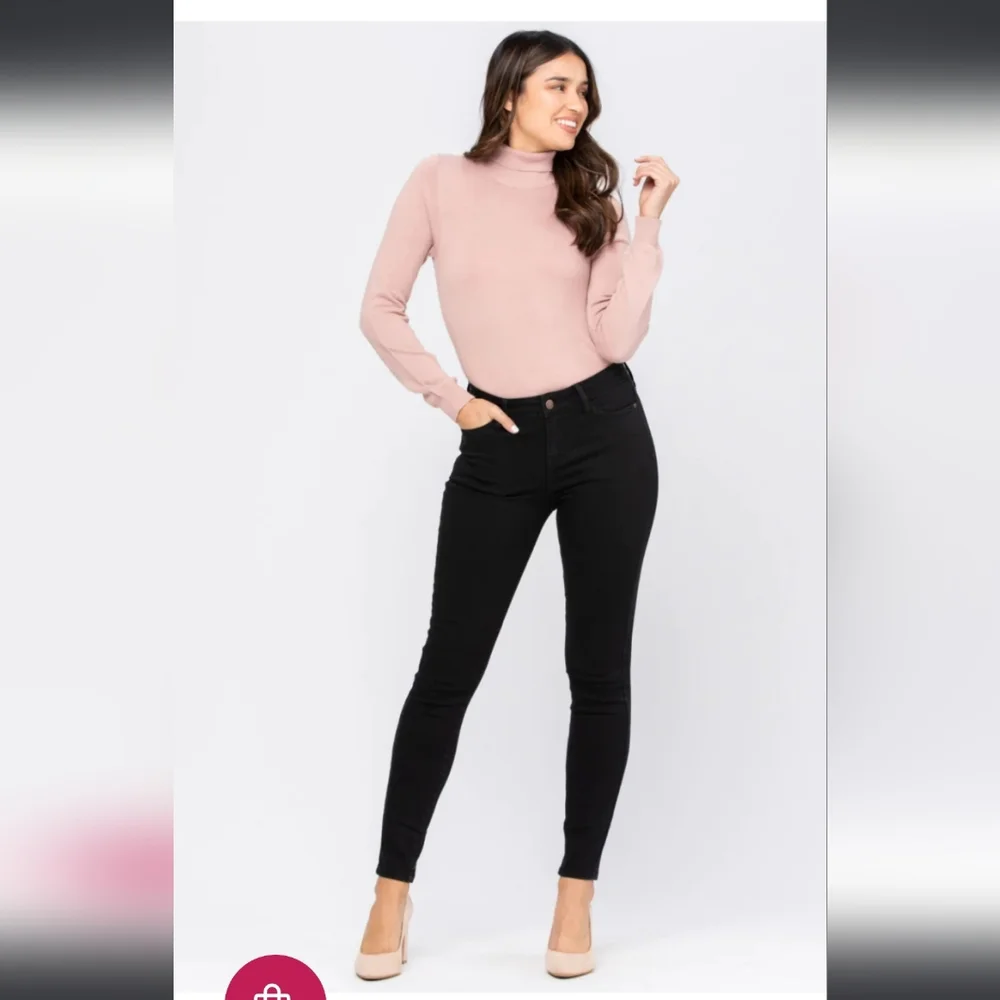 Judy Blue Mid-Rise Non Distressed Black Skinny Jeans - Picture 4 of 13